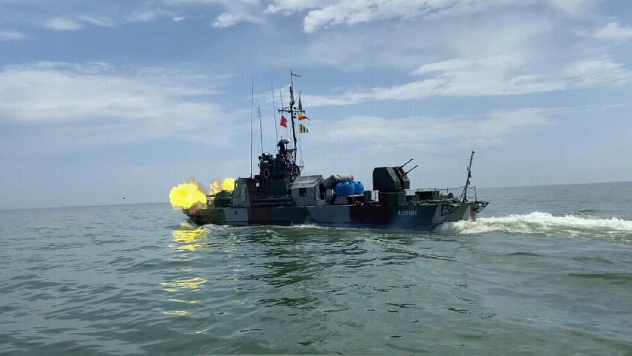 Корабель "Лубни" дякує за допомогу